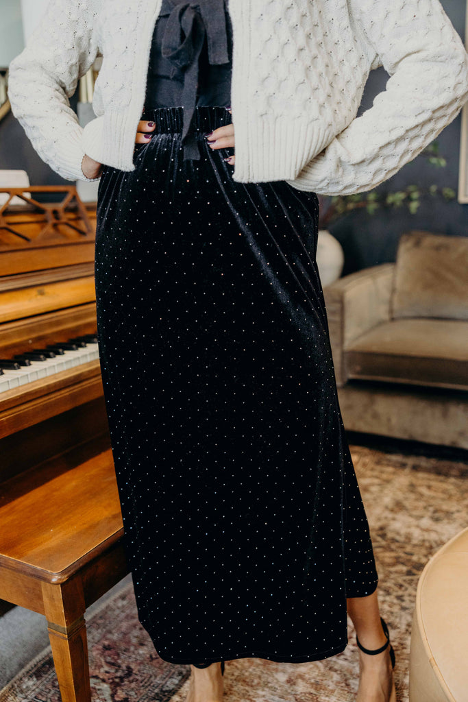 Straight Skirt in Black