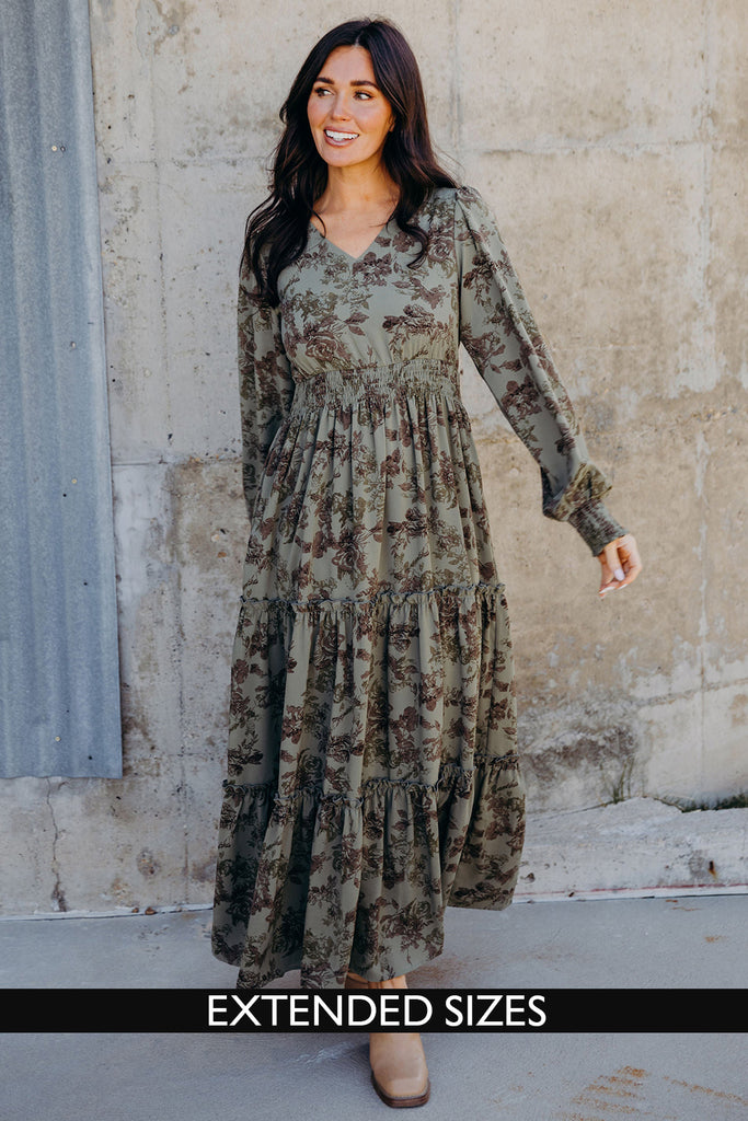 The Jacey Maxi Dress in Laurel Leaf