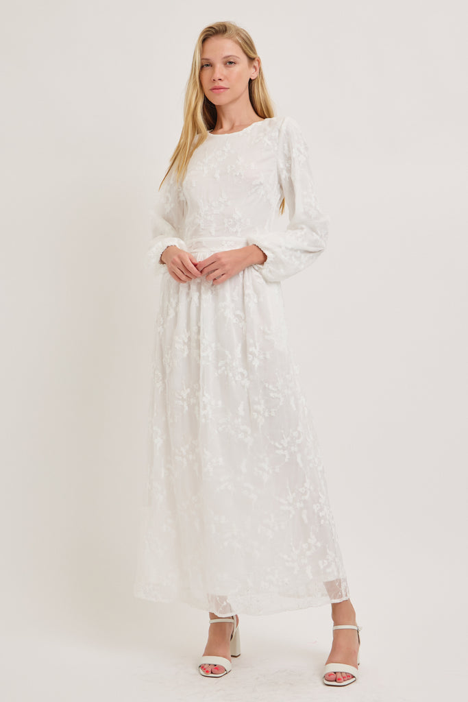 The Elisabeth Lace Temple Dress in Creamy White