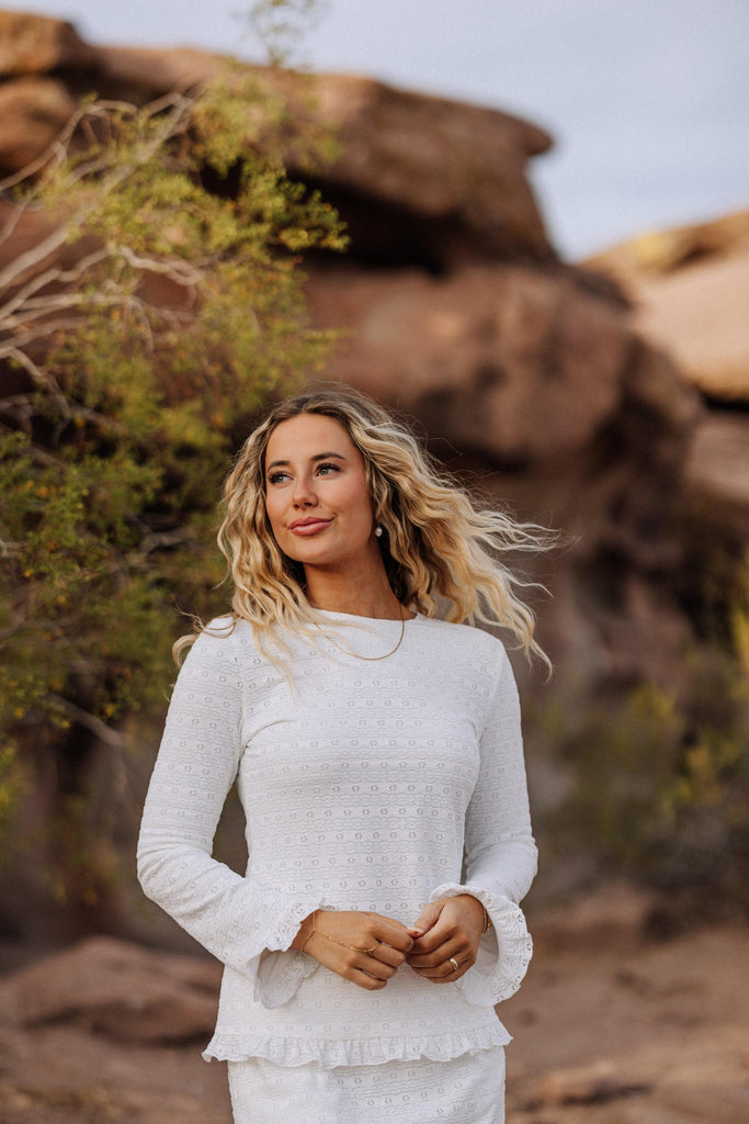 The Avalon Temple Set in Creamy White