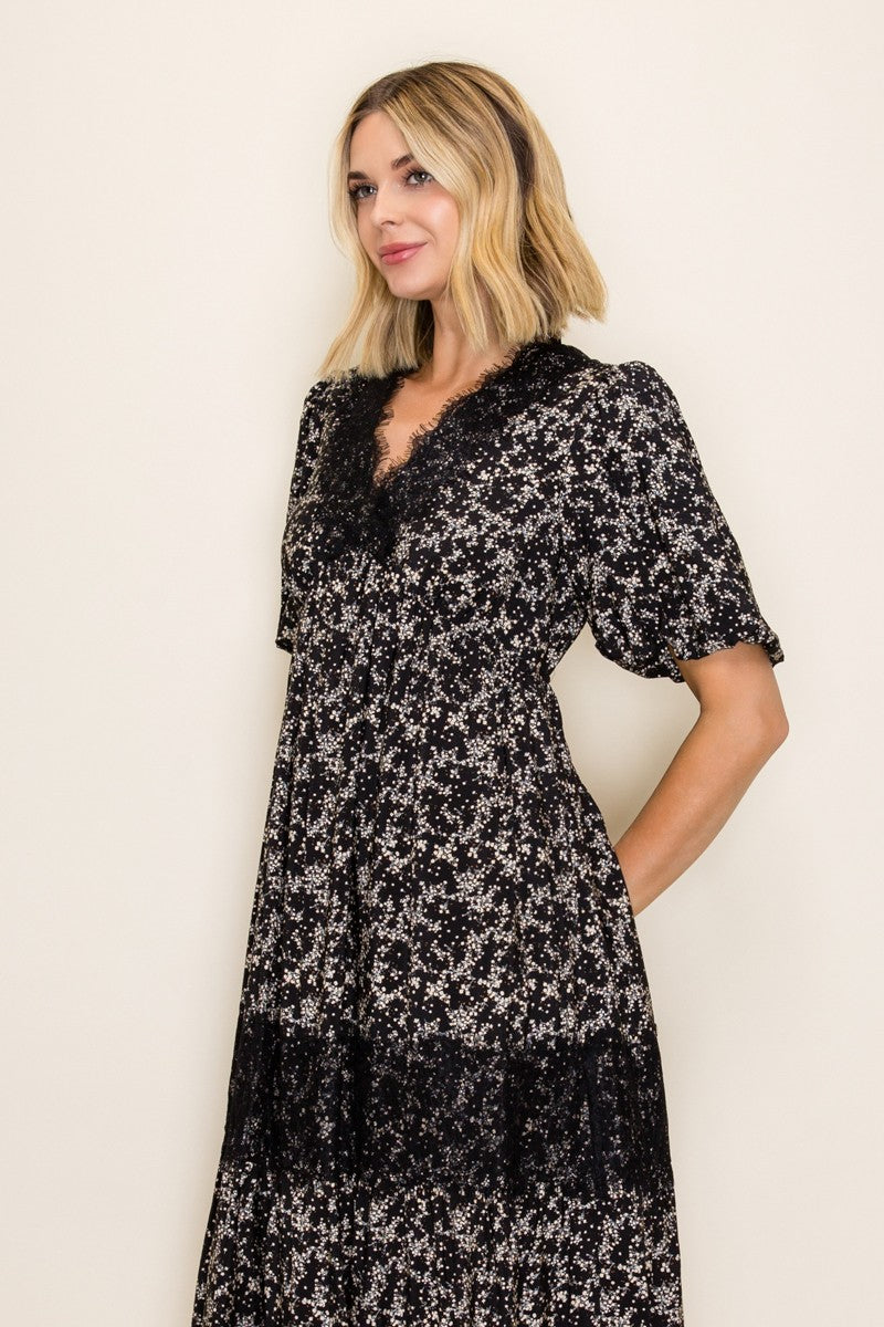 The Ellie Floral Lace Dress in Black S