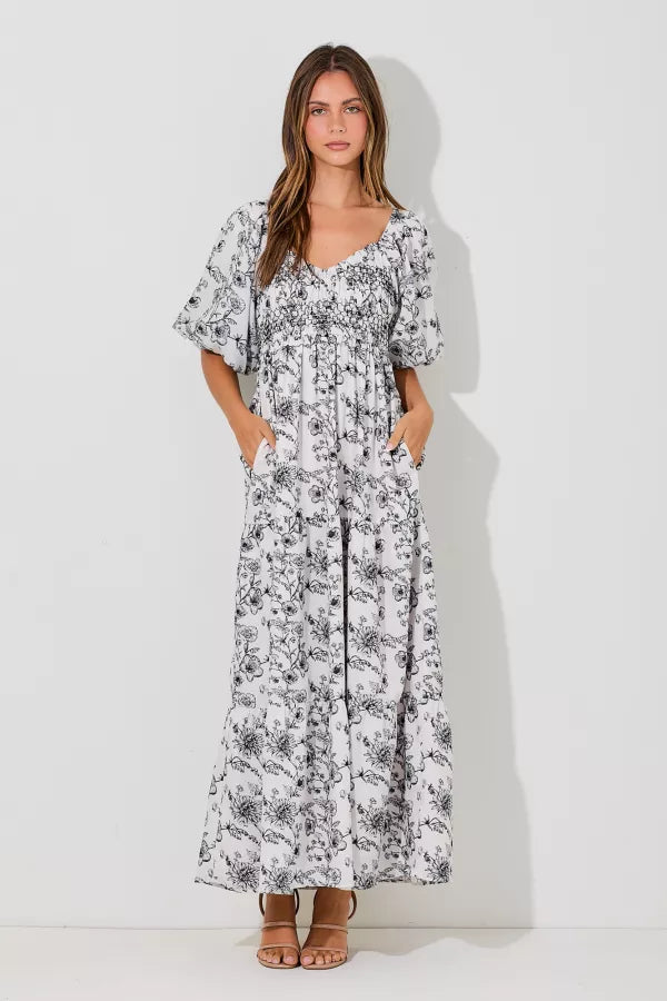 The Erlyn Bubble Sleeve Maxi Dress in Black Multi