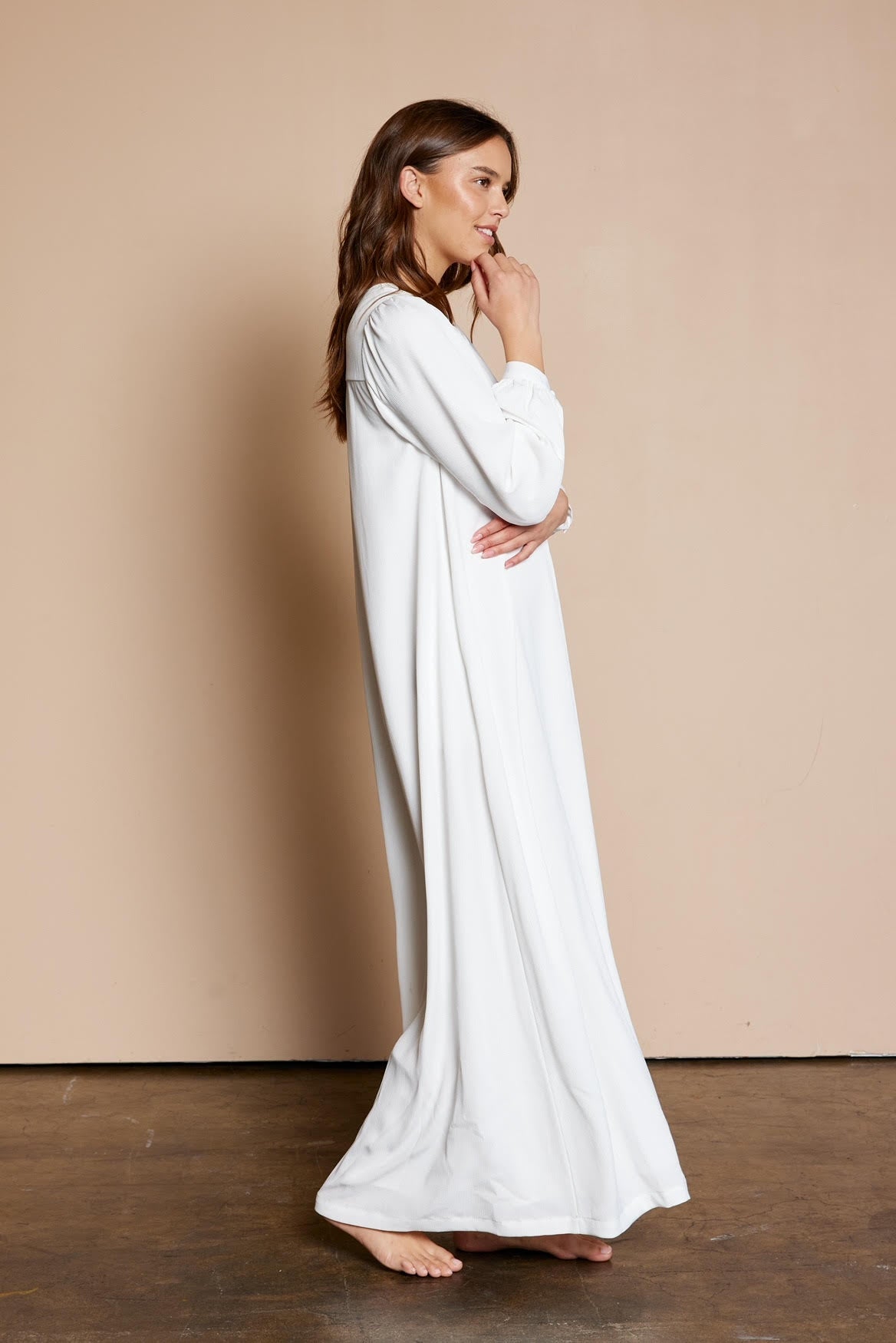 The Eva Front Zip Temple Dress in White REGULAR / 1XL