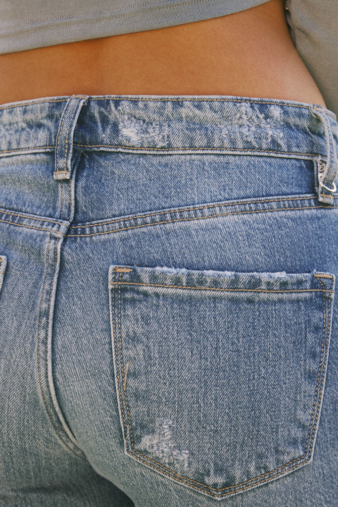 KanCan Yumi High Rise Slim Straight Jeans in Medium Wash
